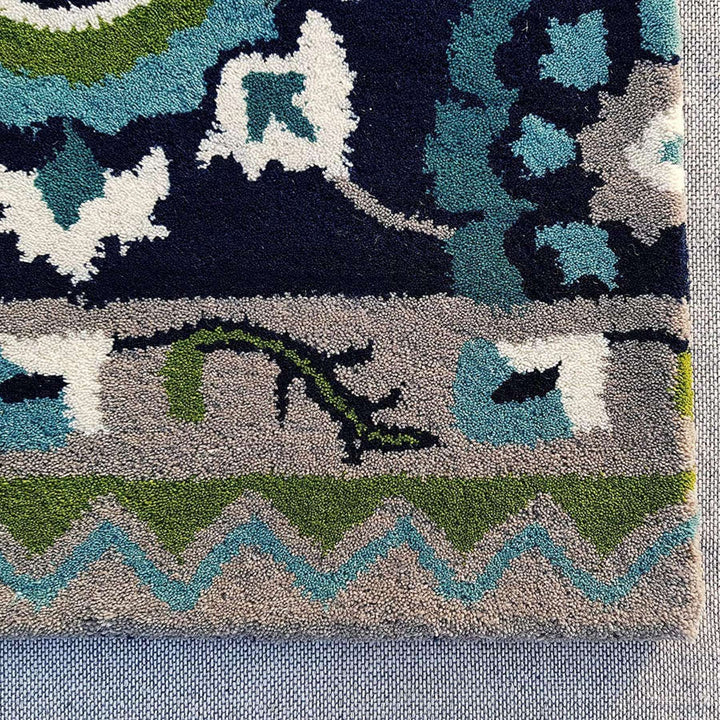 Handmade Persian luxurious Carpet